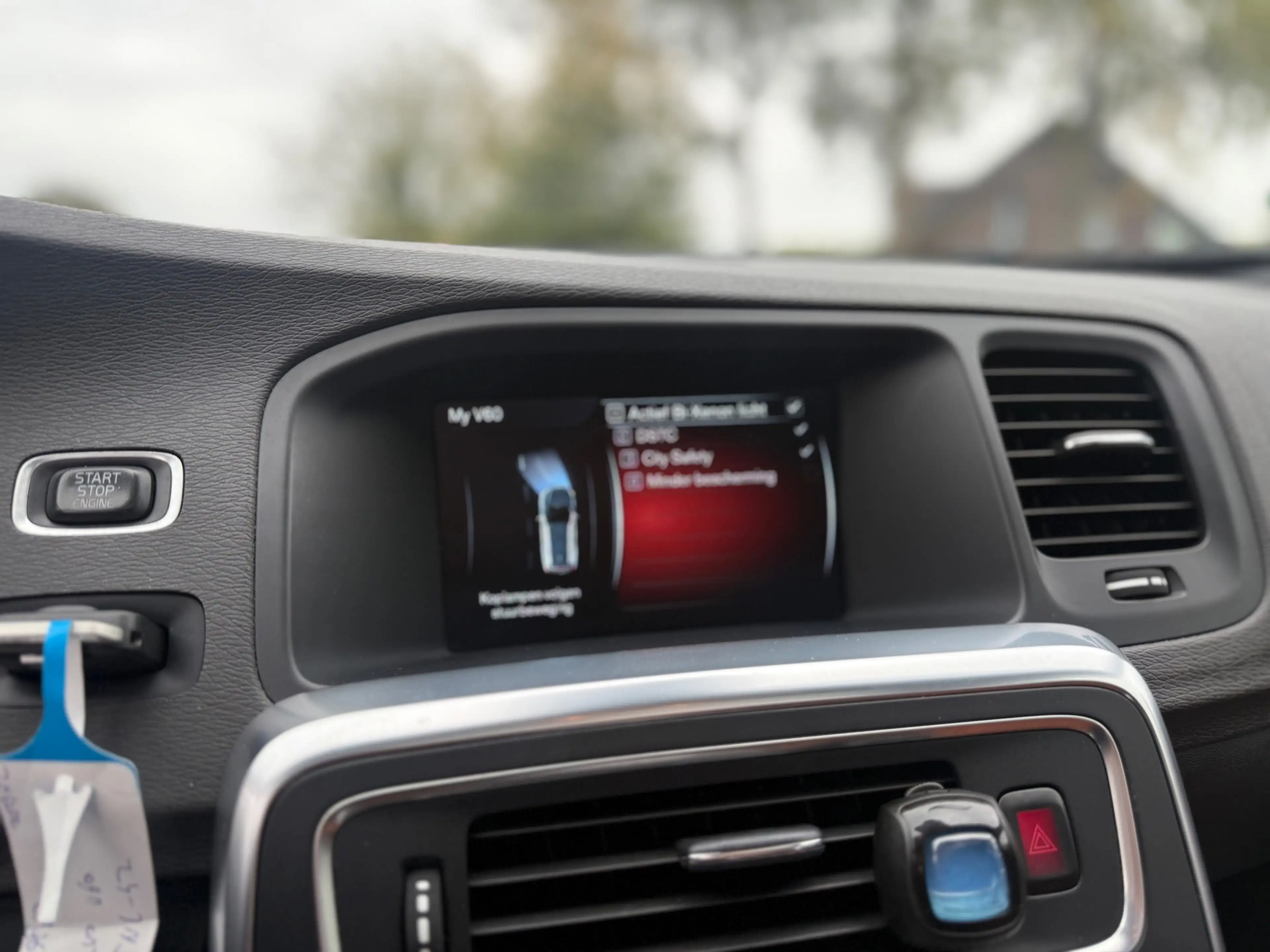 Volvo V60 2.4 D6 AWD Plug-In Hybrid Summum VOL ONDERHOUDEN — photo 15