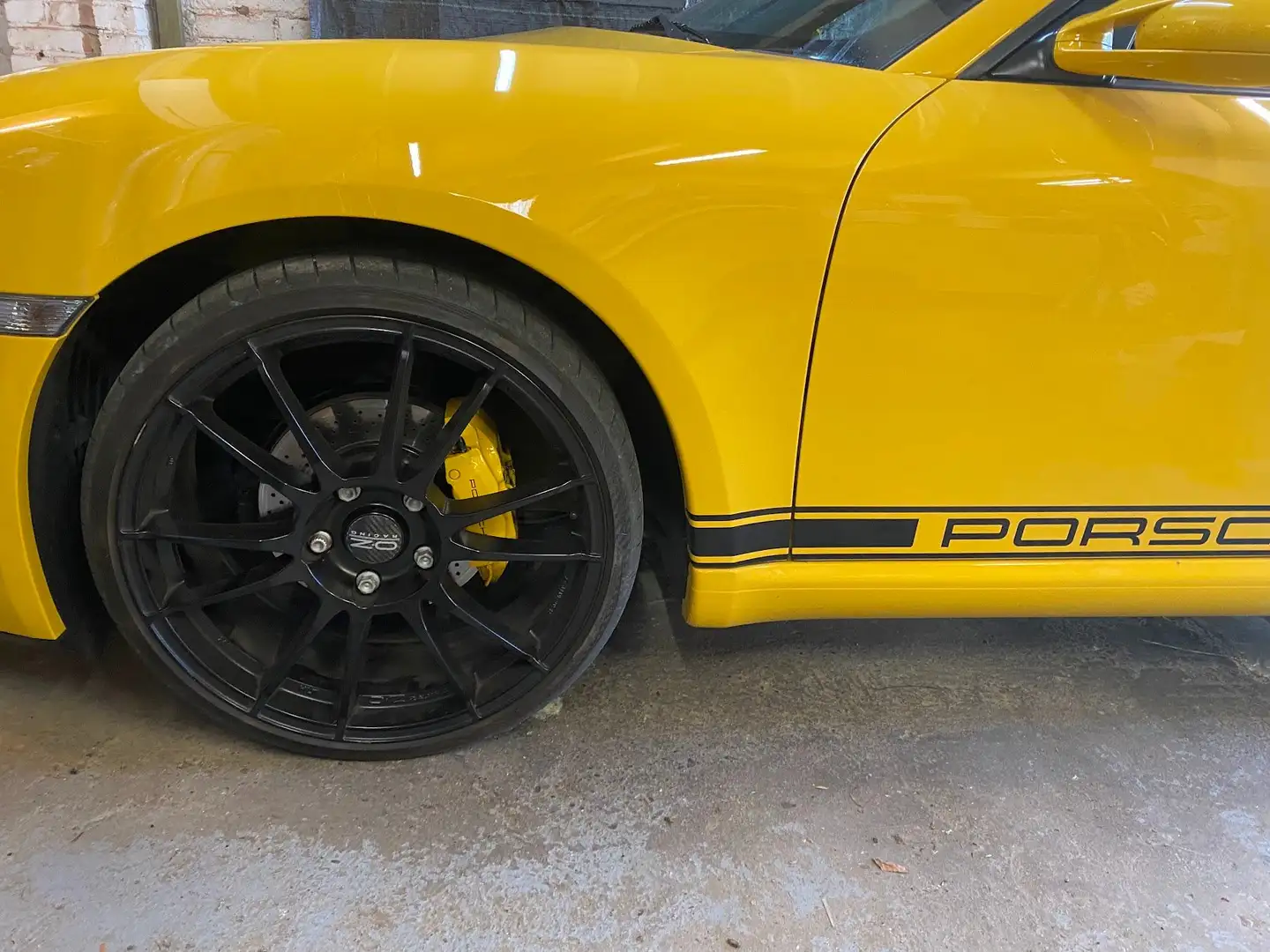 Porsche Boxster Boxster 2.7i Yellow - 1