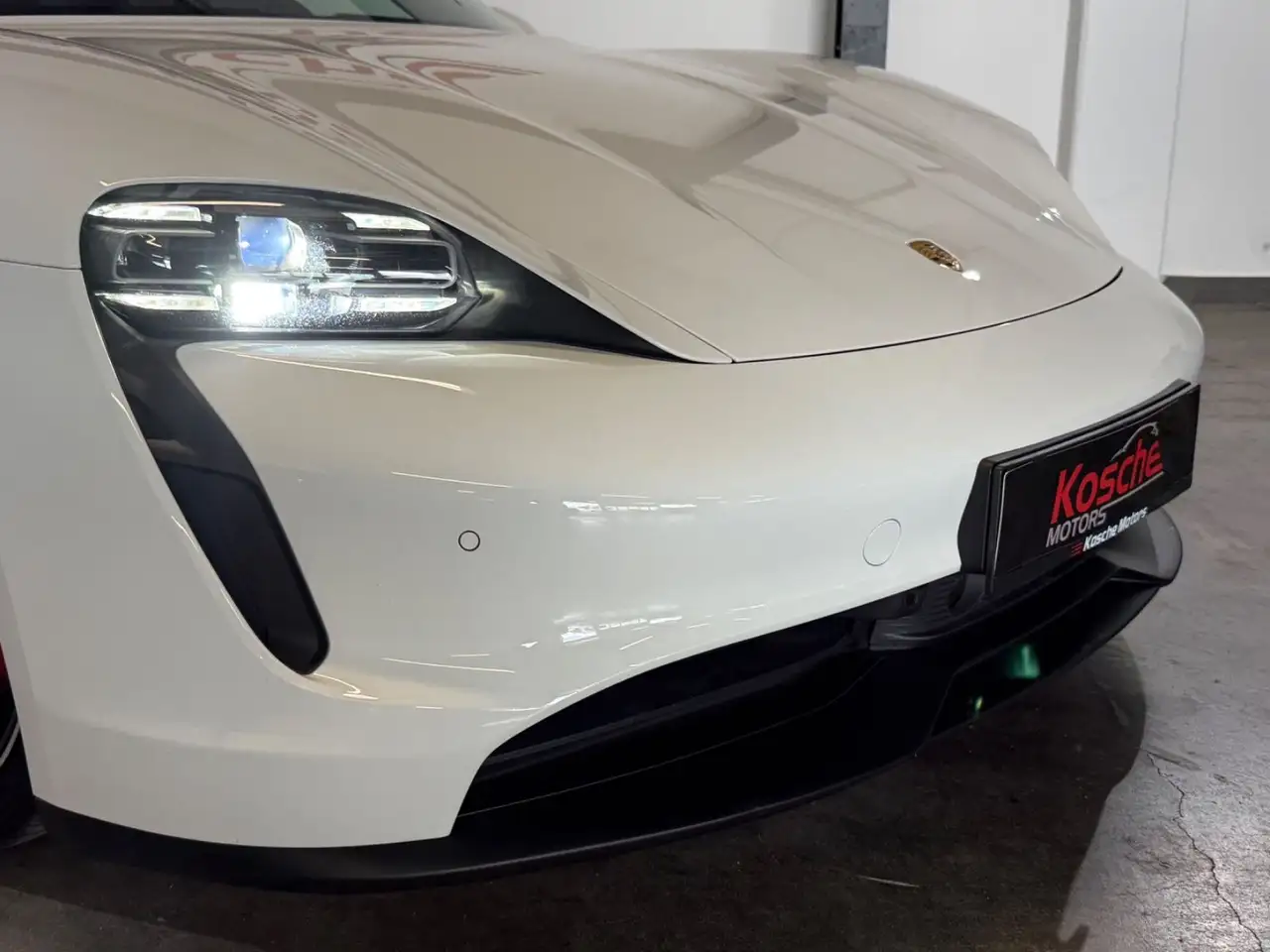 Porsche Taycan 4S Plus 1. Hand Bose, миниатюра 2