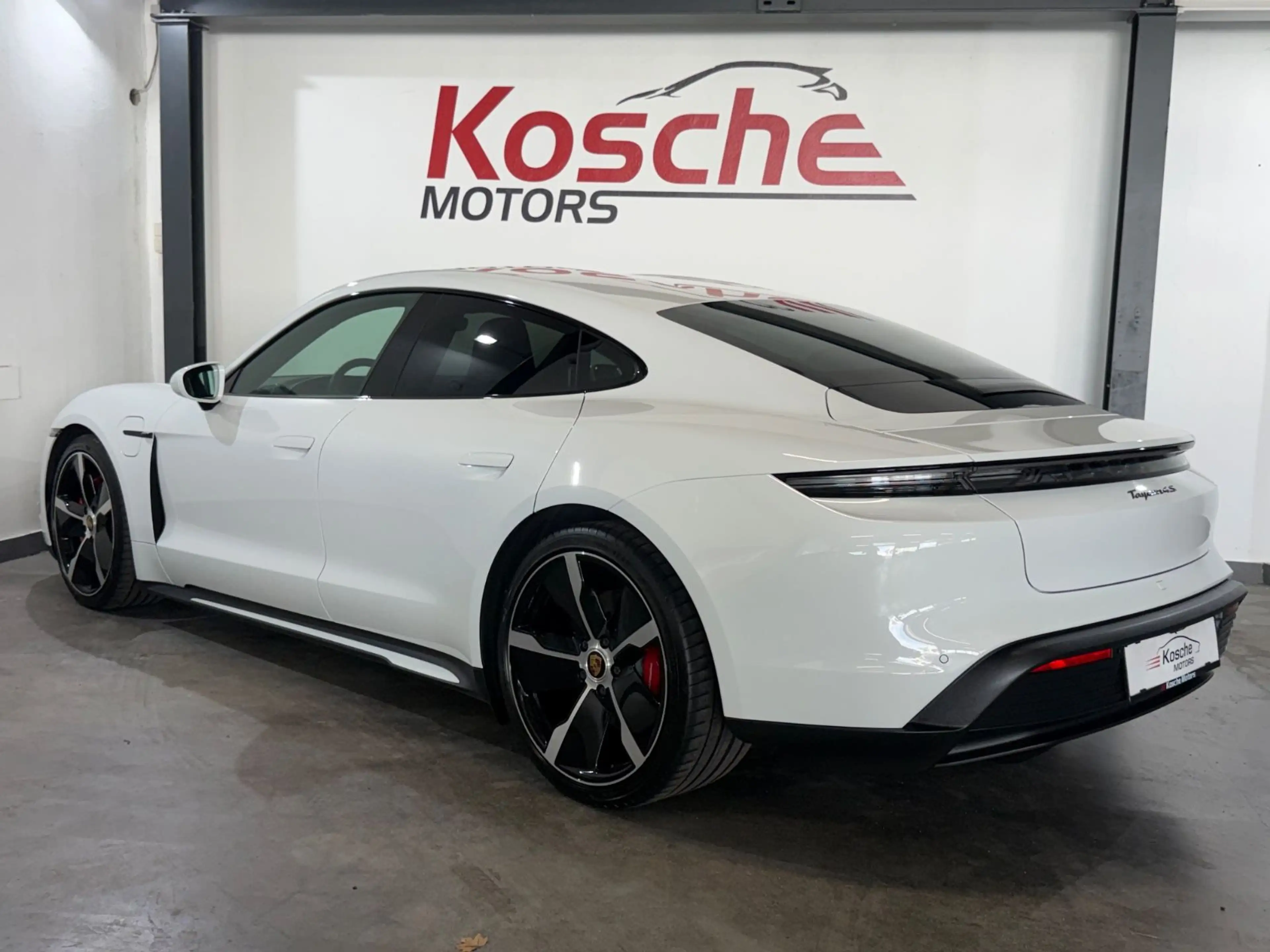 Porsche Taycan 4S Plus 1. Hand Bose — photo 6