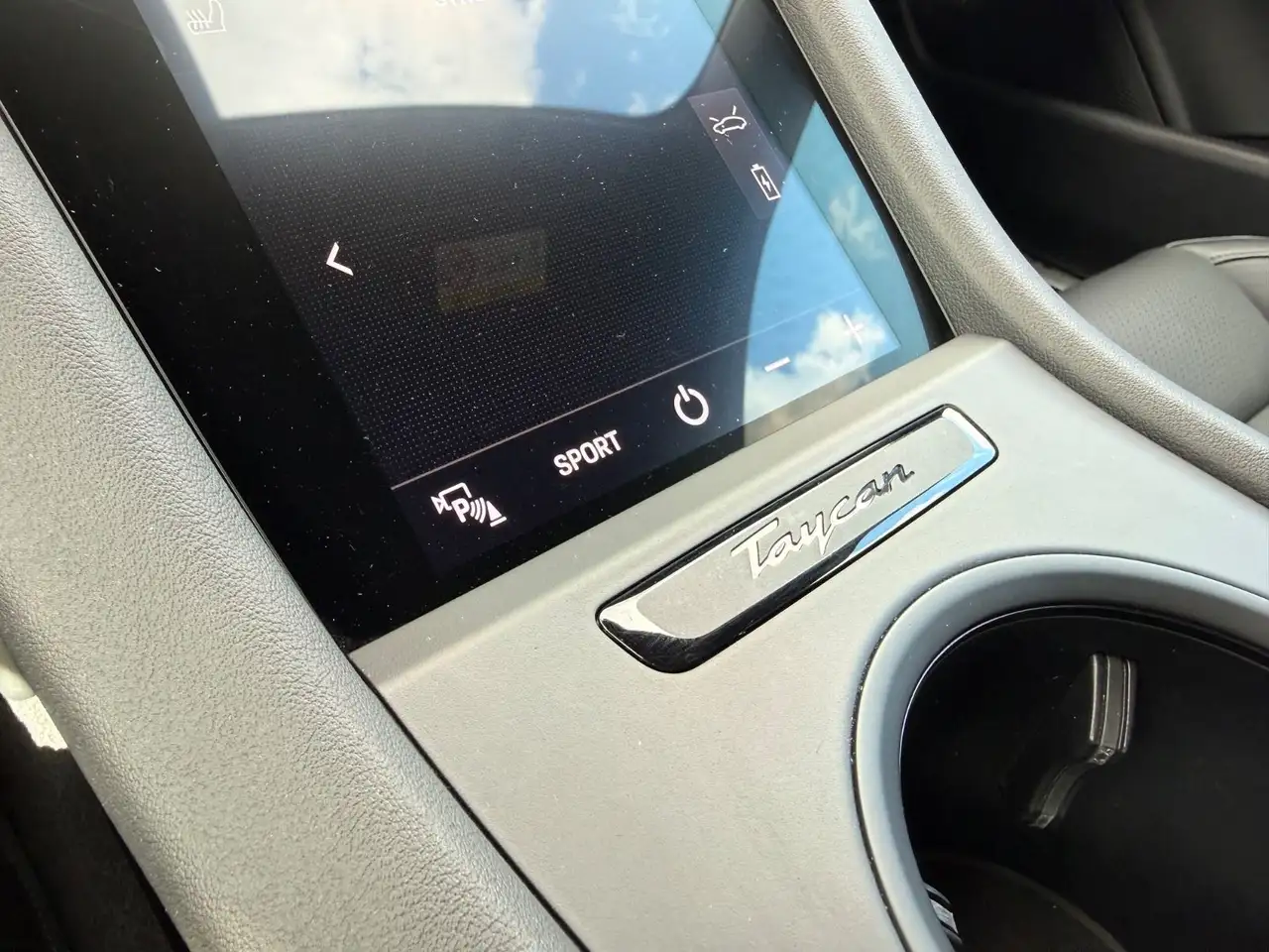 Porsche Taycan 4S Plus 1. Hand Bose, миниатюра 13