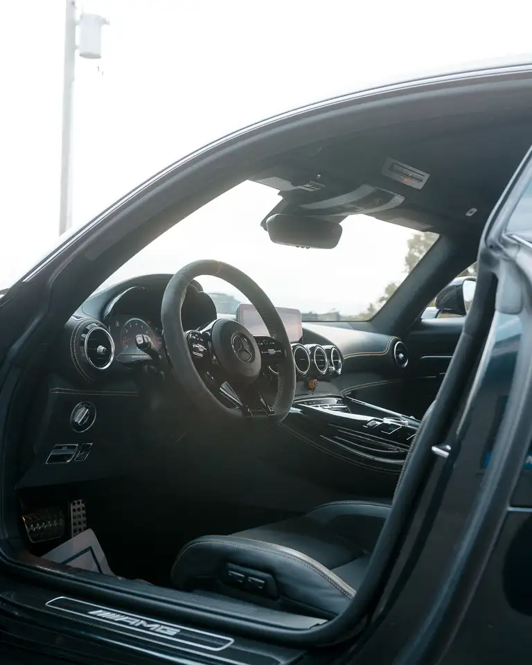 Mercedes-Benz AMG GT снимка Mercedes-Benz AMG GT