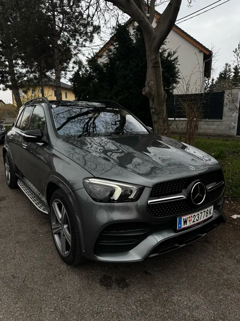 Mercedes-Benz GLE 400 d 4Matic Aut. Amg Pano Night Airmatic Grau - 2