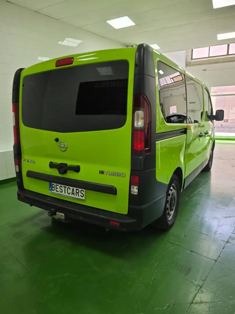 Opel Vivaro Combi 9 1.6CDTi Biturbo S/S 27 L1 125 Verde - 2