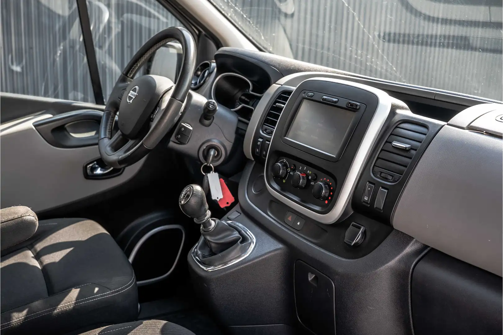 Nissan NV300 1.6 dci 125PK L2H1 | DC 6-Zits | Camera | Cruise | Grau - 2