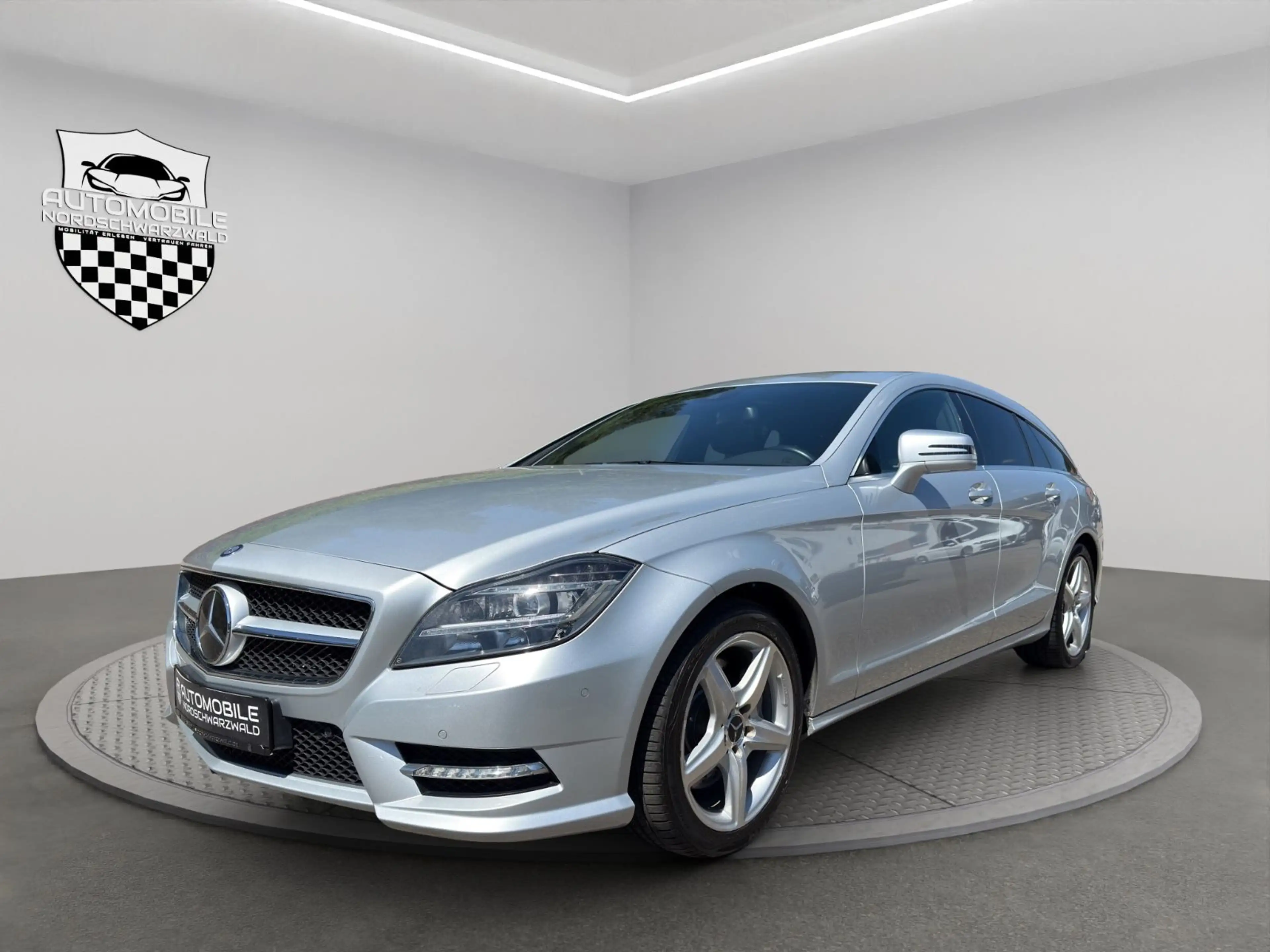 Mercedes-Benz CLS 350 Shooting Brake BE AMG| SDACH 8FACH SHZ