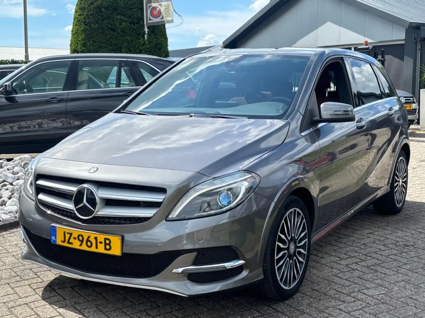 Mercedes-Benz B 250 e Prestige 28 kWh NL Auto Leer Xenon 2016 Gri - 1