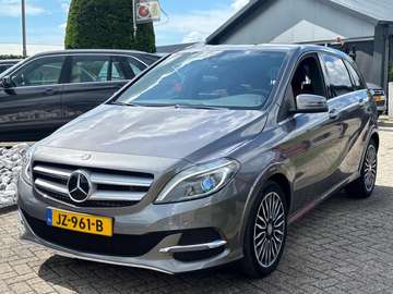 e Prestige 28 kWh NL Auto Leer Xenon 2016