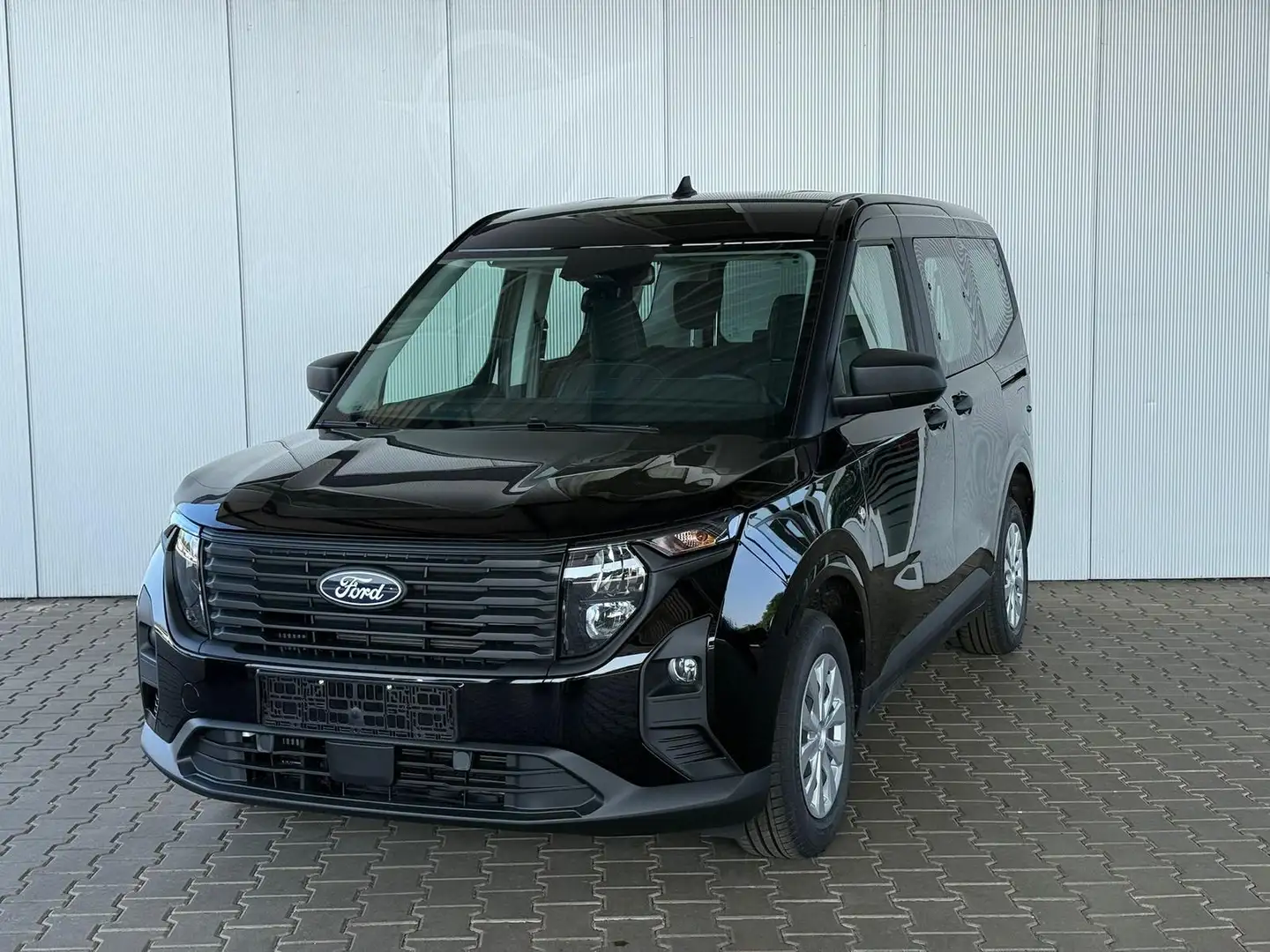 Ford Tourneo Courier 1.0 Ecoboost 125 PS Titanium 5 Sitzer / Sitz-Le... Schwarz - 1