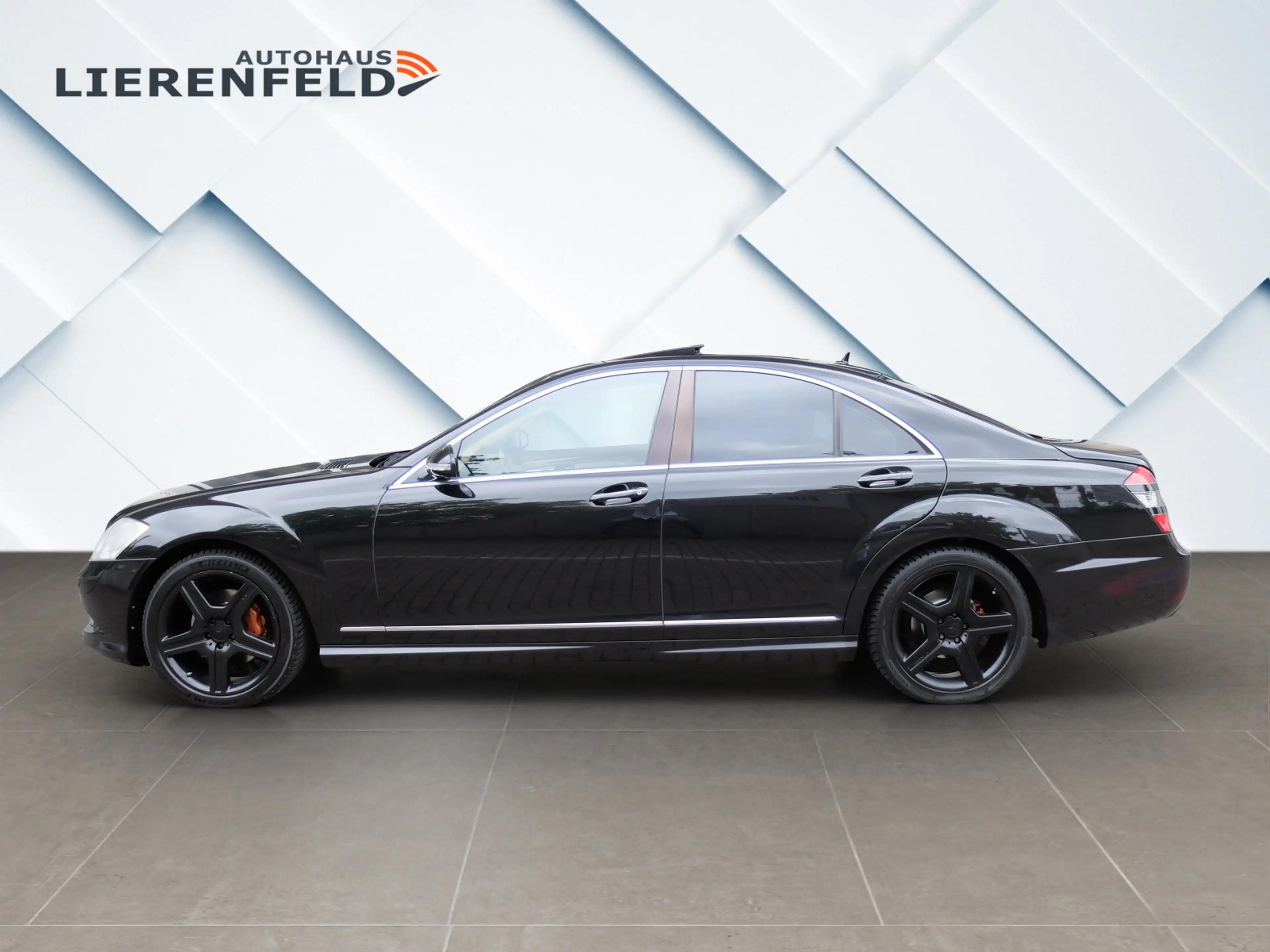 Mercedes-Benz S 350 orig. AMG Paket Mega Austattung — photo 3