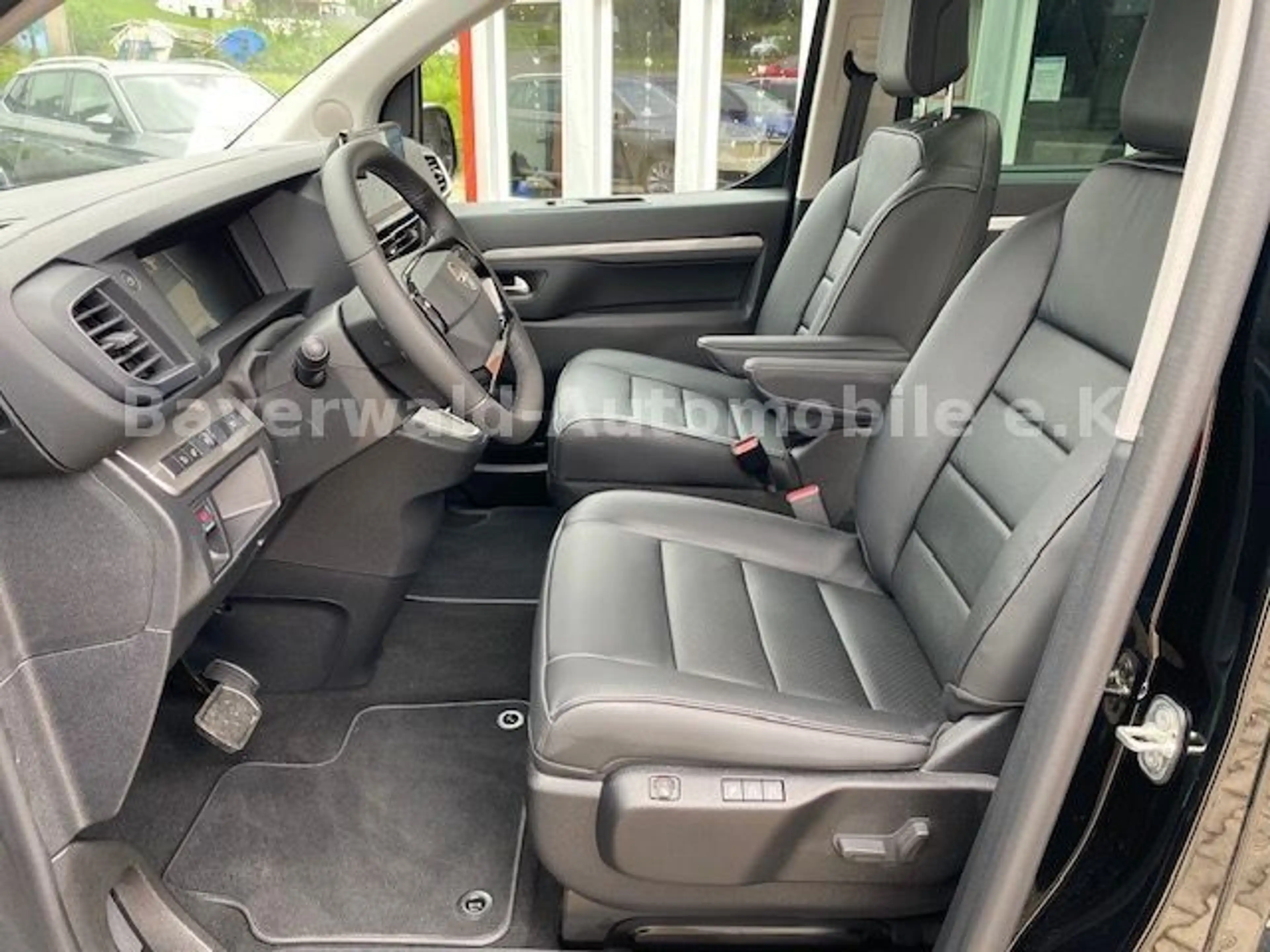 Opel Zafira Life GS 2.0 6 Sitze Leder Navi Kamera AHK — photo 7