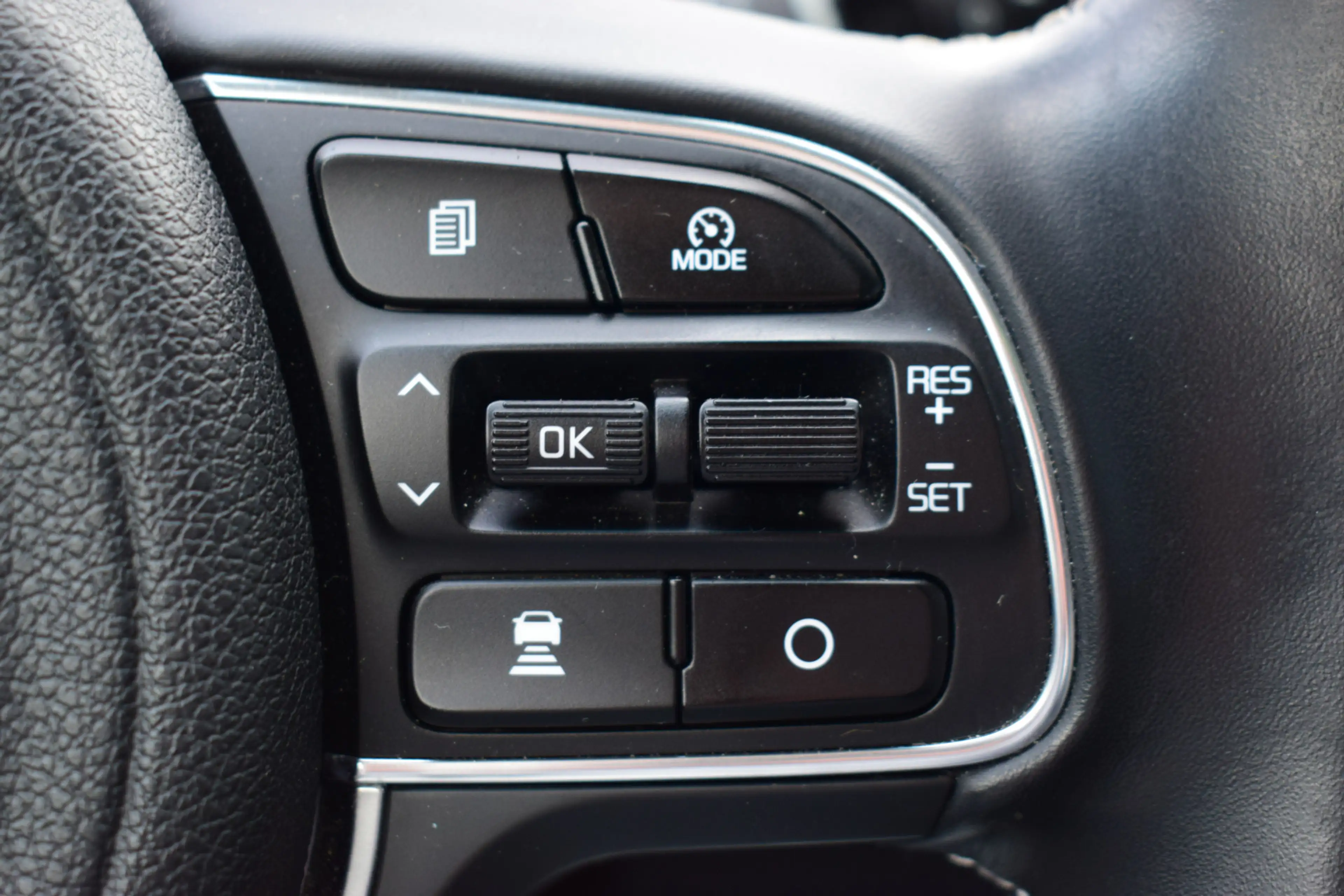 Kia e-Niro DynamicPlusLine 64 kWh | Stoel-/ Stuurverwarming | — photo 17