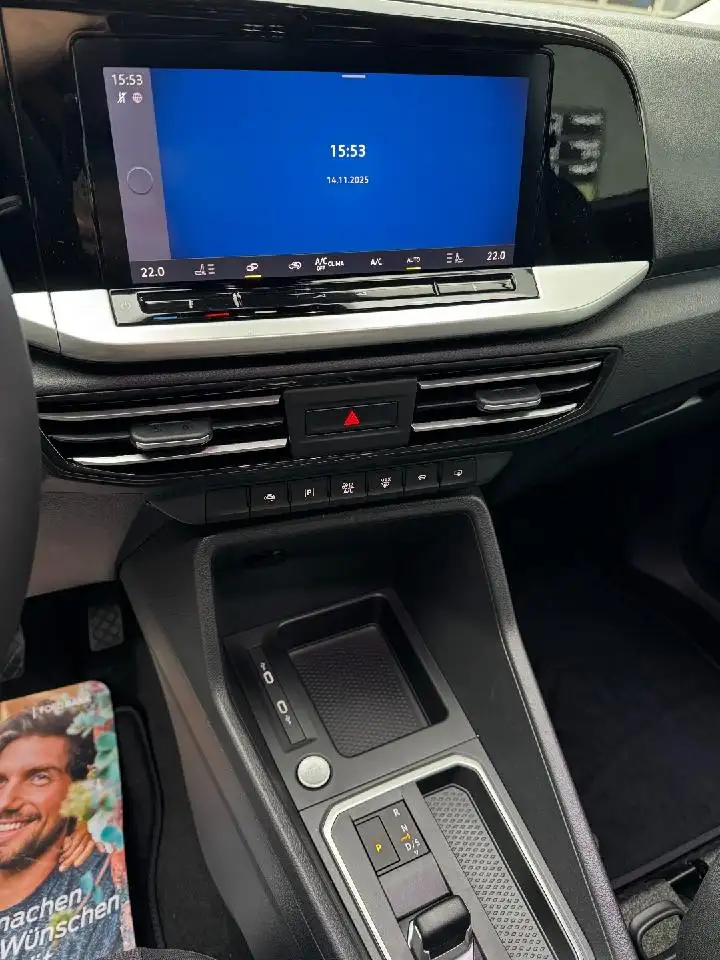 Ford Grand Tourneo Titanium 10