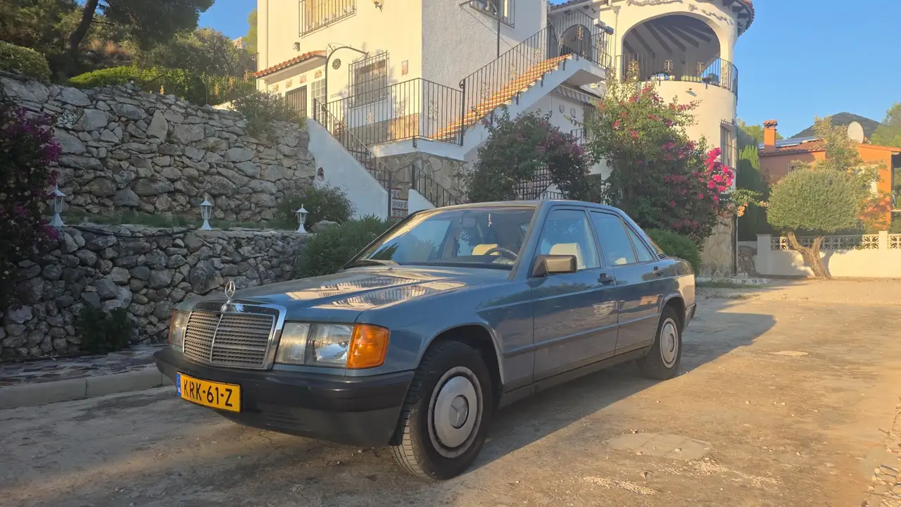 Mercedes-Benz 190 2.0, foto 12