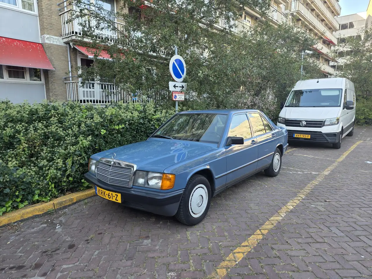 Mercedes-Benz 190 2.0, foto 2