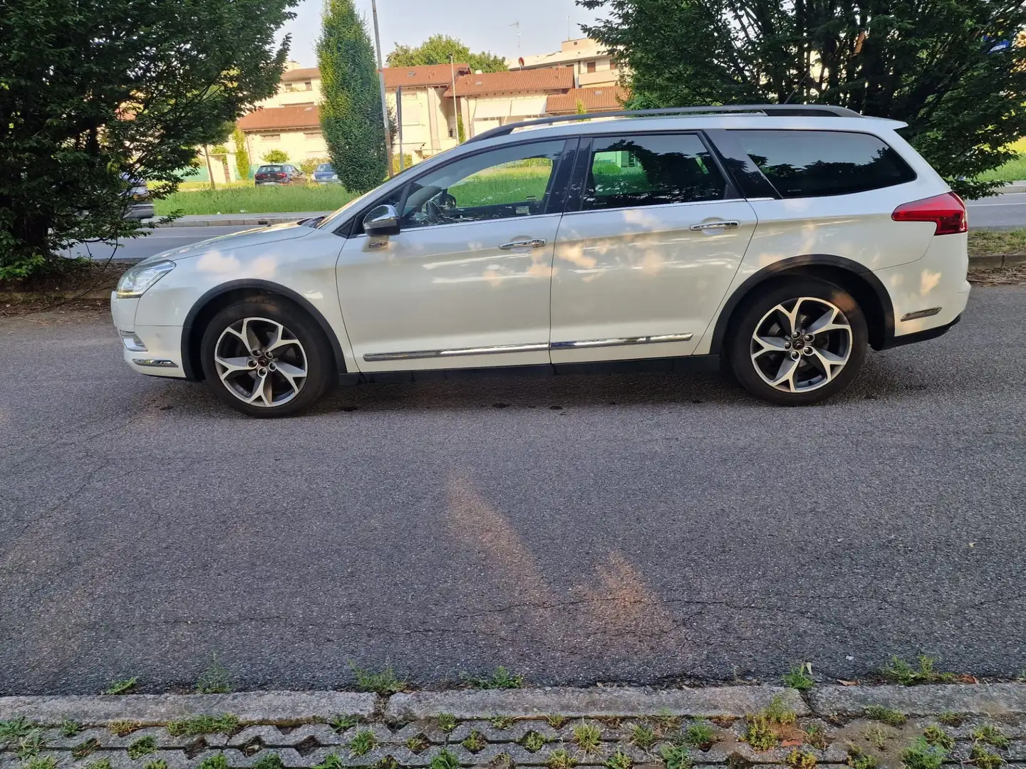 Citroen C5 Tourer HDi 165 FAP Aut. Exclusive - 2