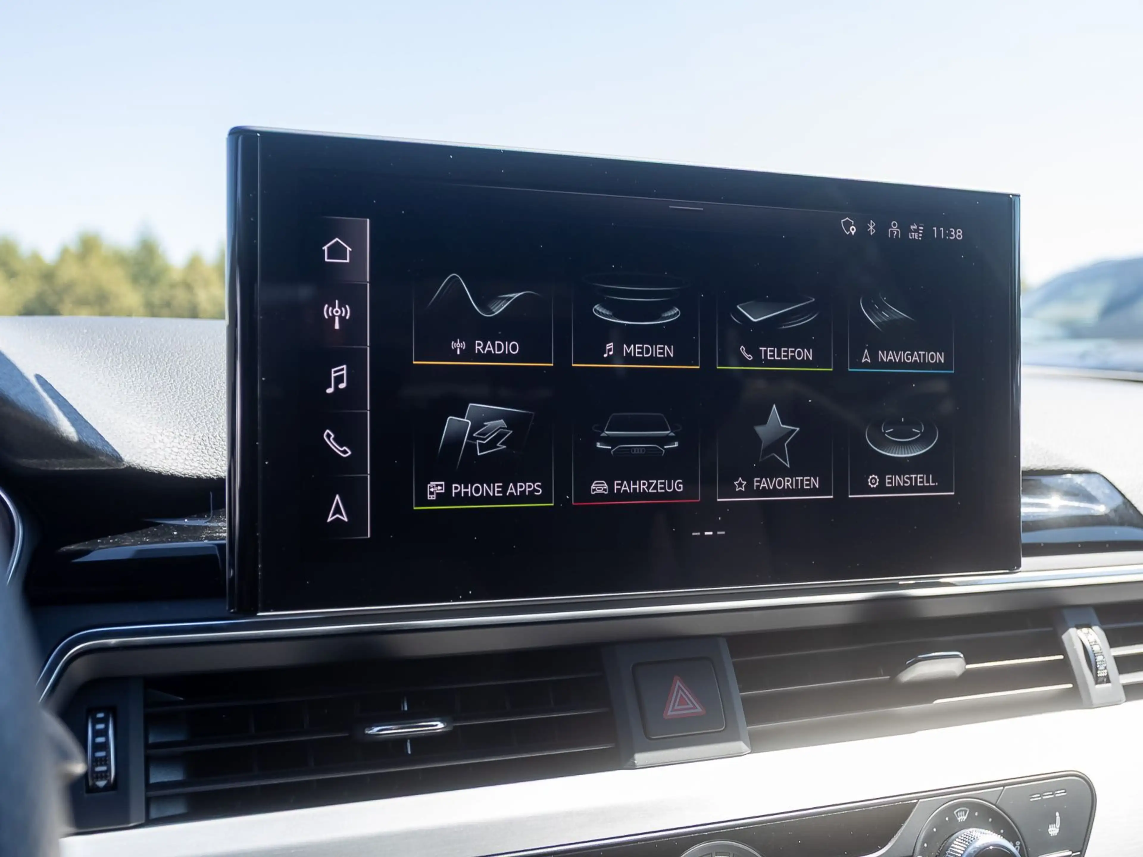 Audi A4 S line 35TFSI Stronic LED GRA DAB CarPlay EPH — photo 20