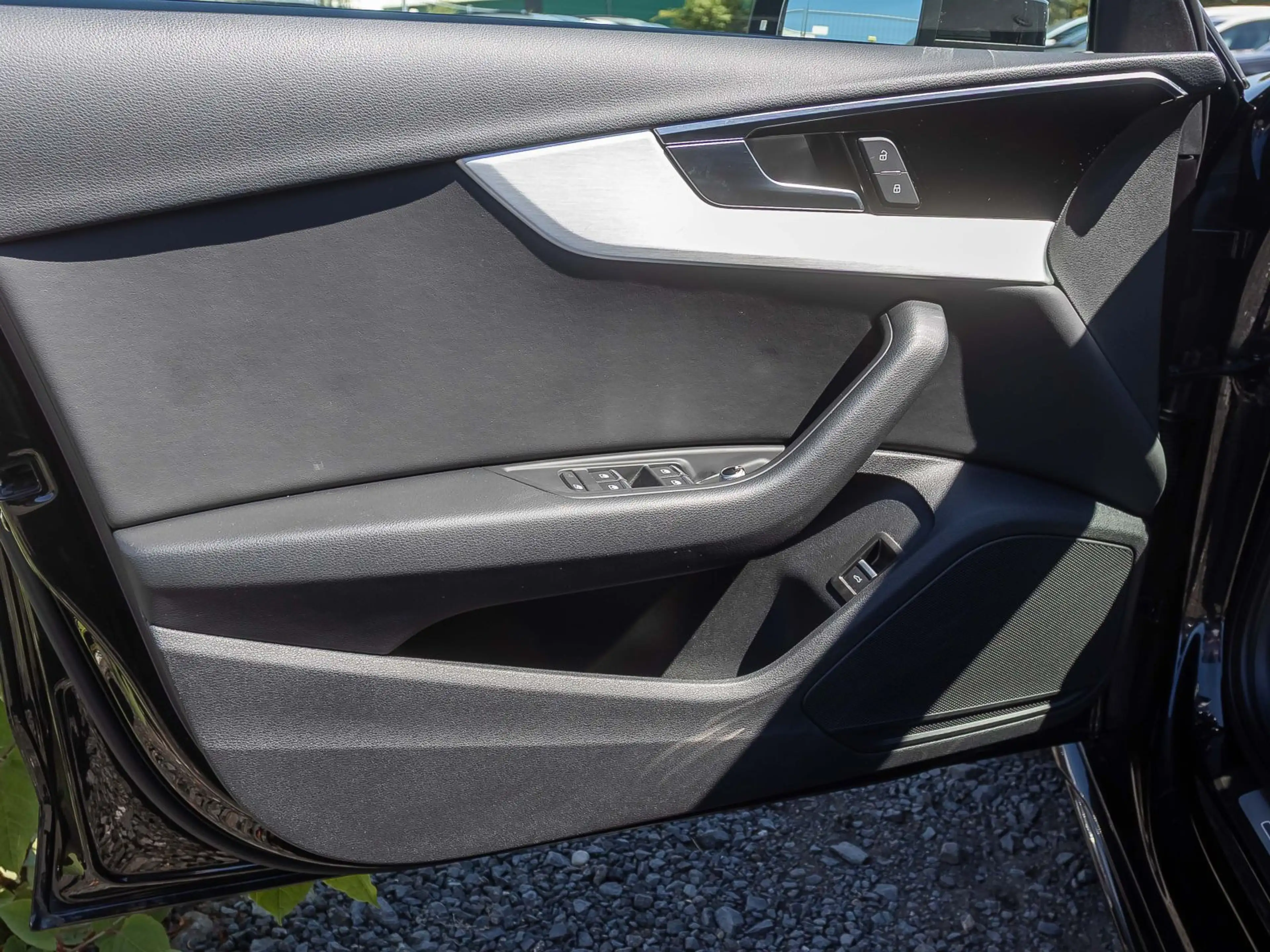 Audi A4 S line 35TFSI Stronic LED GRA DAB CarPlay EPH — photo 12
