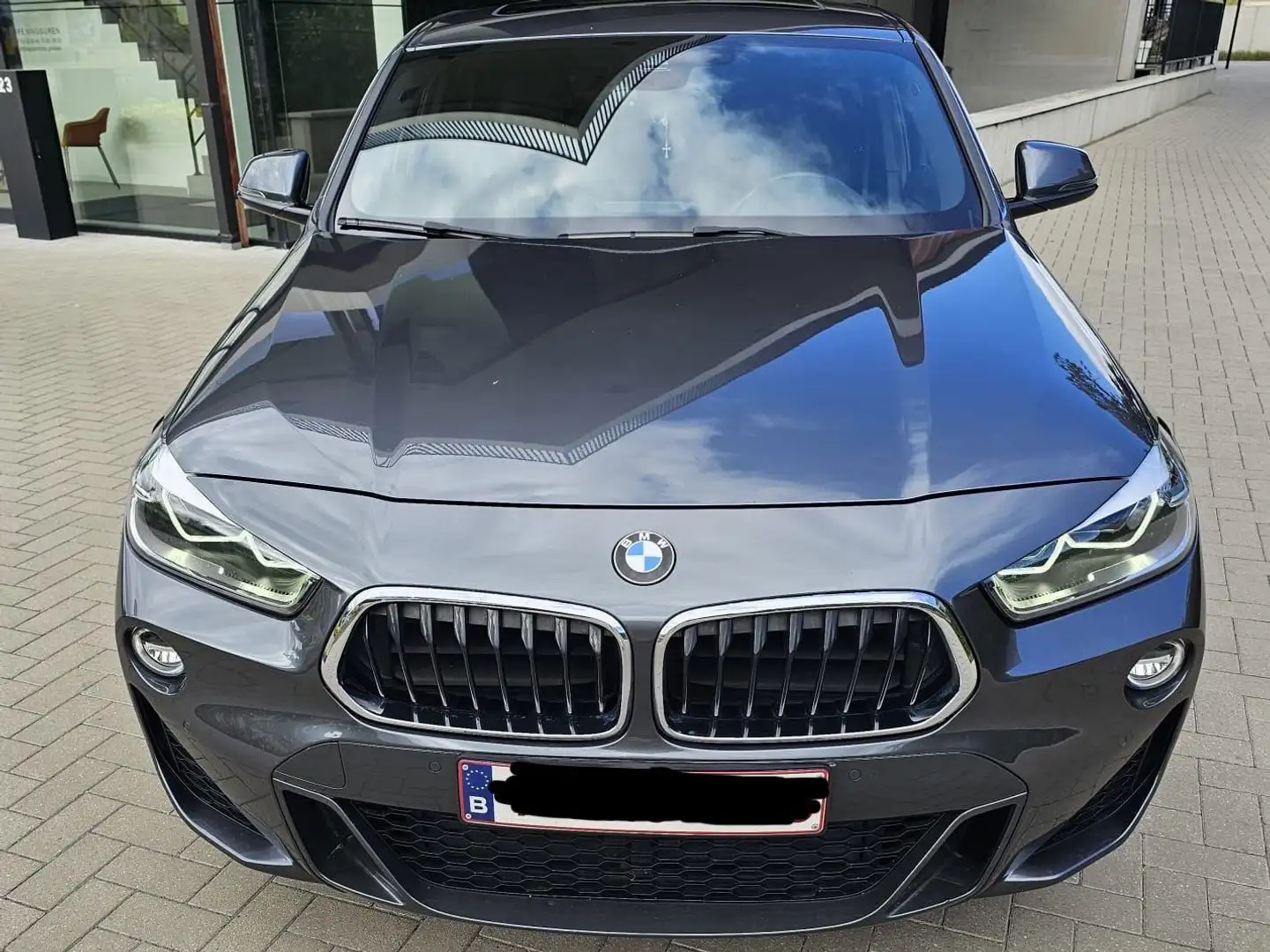 BMW X2 X2 sDrive20i Aut. Advantage Grijs - 1
