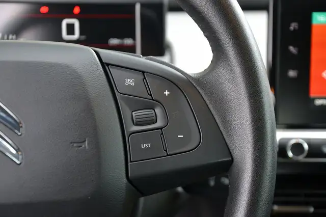Citroen C4 Cactus view 17