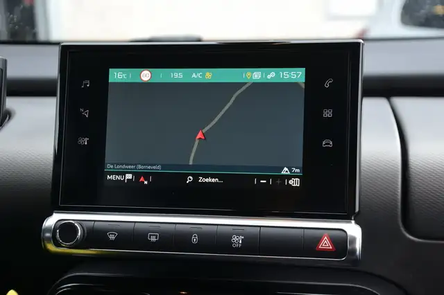 Citroen C4 Cactus view 13