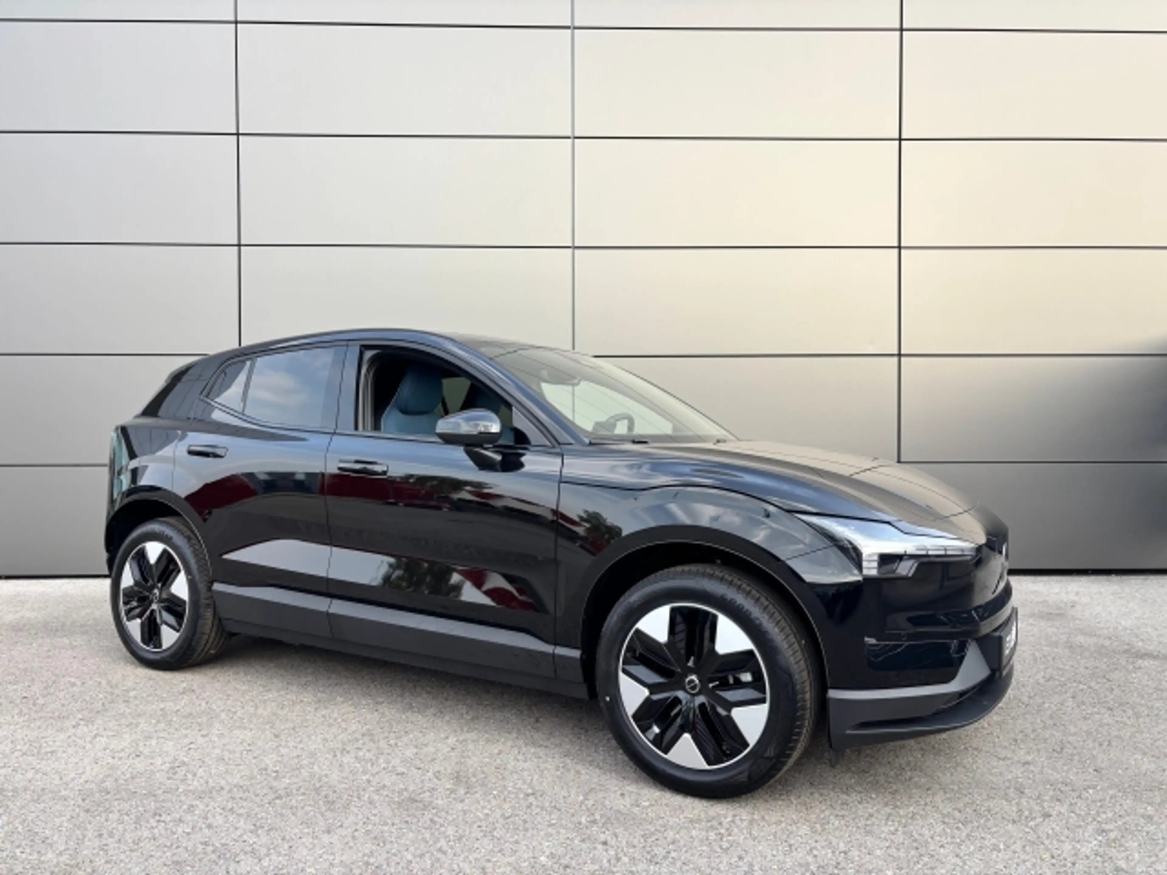 Volvo EX30 EX30 Plus, P5 Long Range