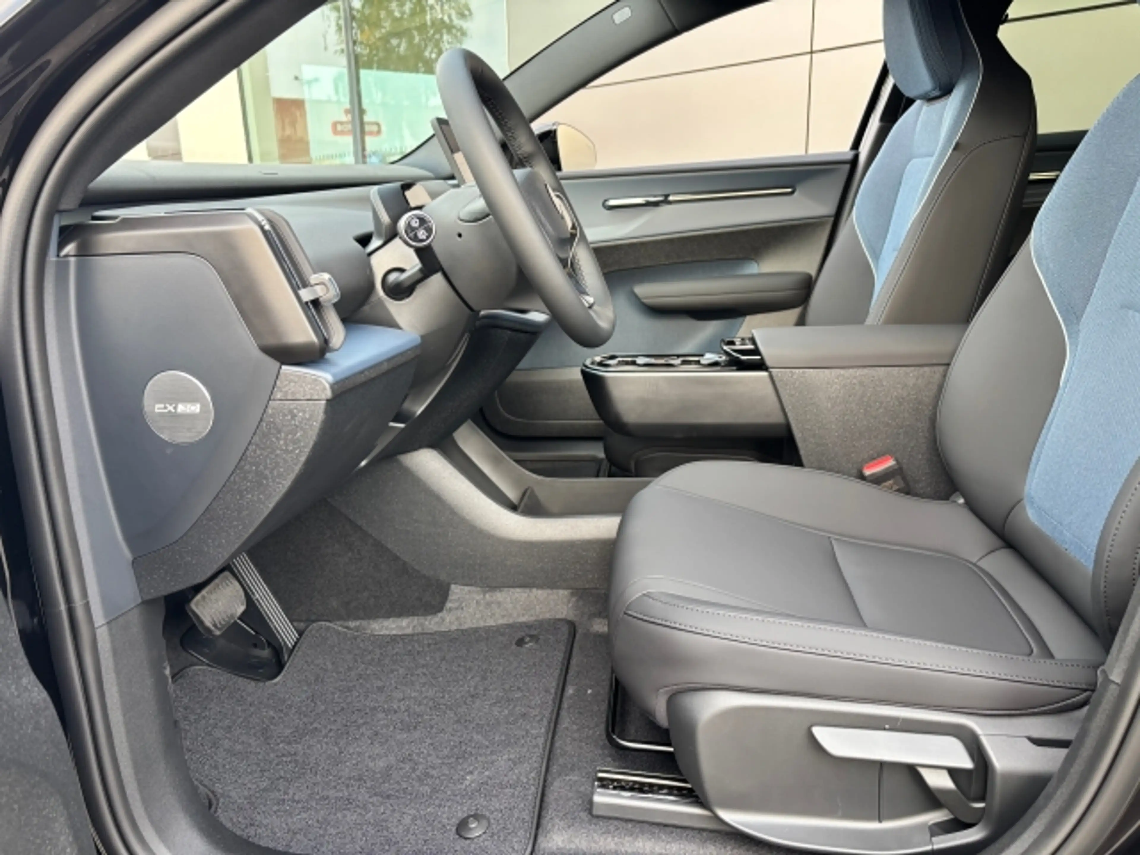Volvo EX30 EX30 Plus, P5 Long Range — photo 9
