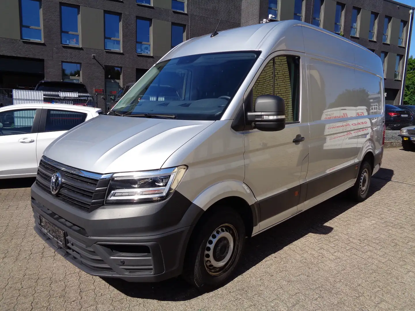 Volkswagen Crafter 35 2.0 TDI MR Hochdach *Automatik* Silber - 1