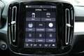 Volvo XC40 B4 Automaat Plus Black Edition | Verwarmbare voors Grijs - thumbnail 23