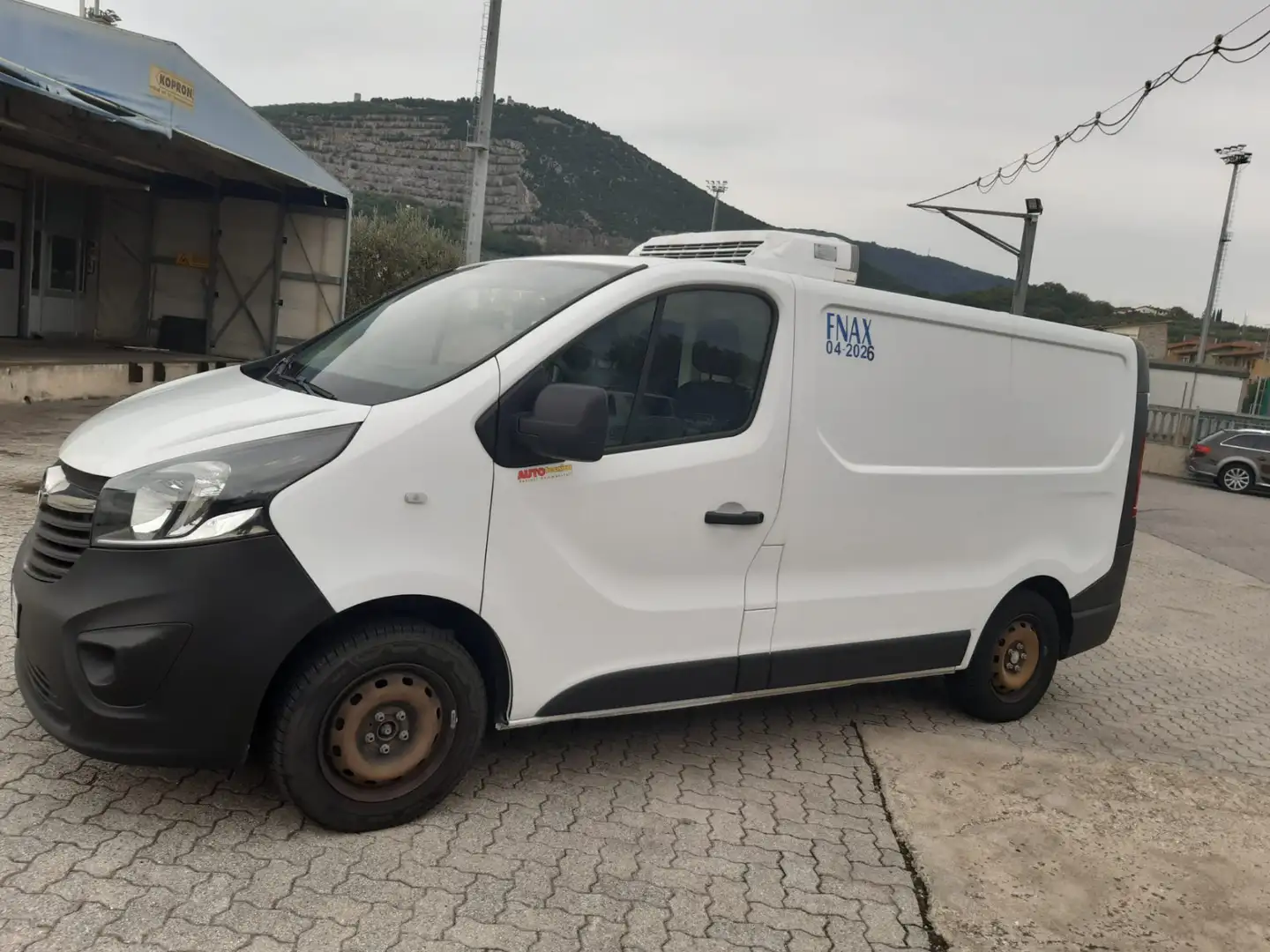 Opel Vivaro frigo - 1
