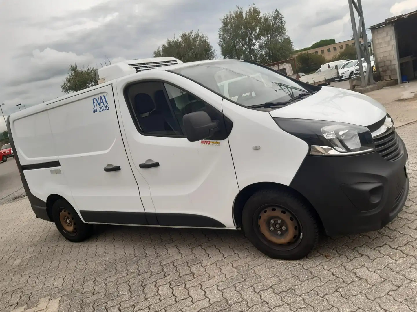 Opel Vivaro frigo - 2