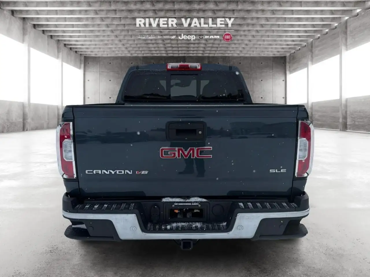 GMC Canyon photo GMC Canyon