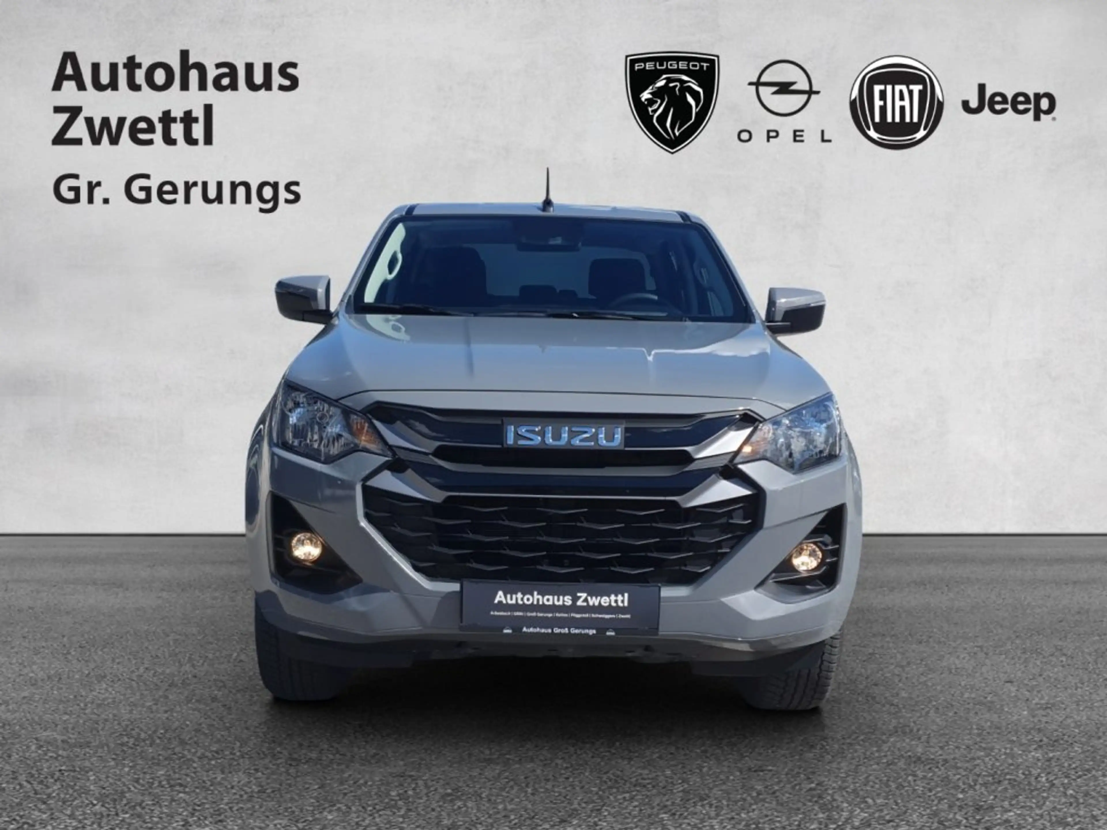 Isuzu D-Max Double Cab 4x4 LS — photo 2