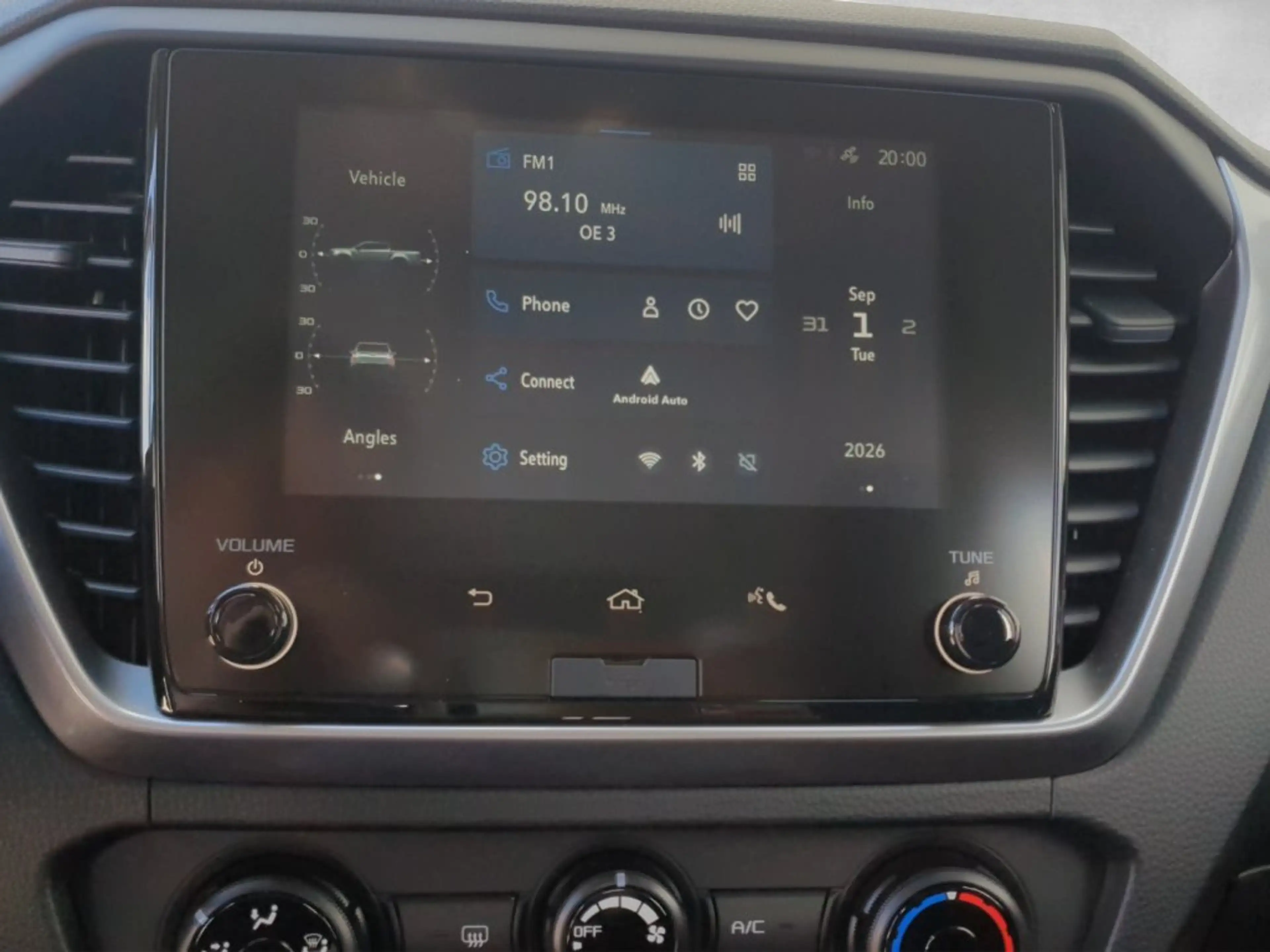 Isuzu D-Max Double Cab 4x4 LS — photo 15