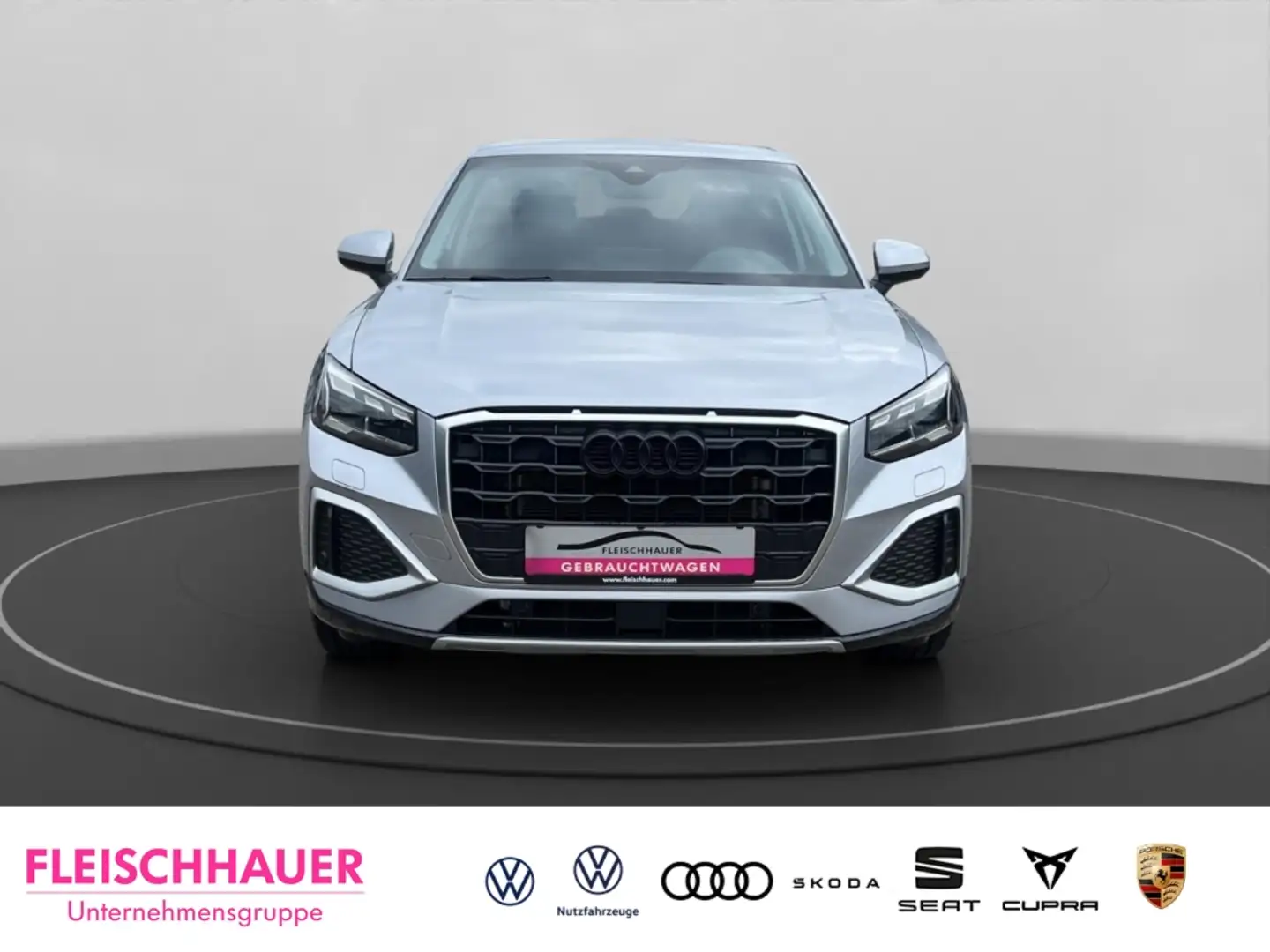 Audi Q2 35 TFSI advanced Matrix-LED Rückfahrkamera Silber - 2