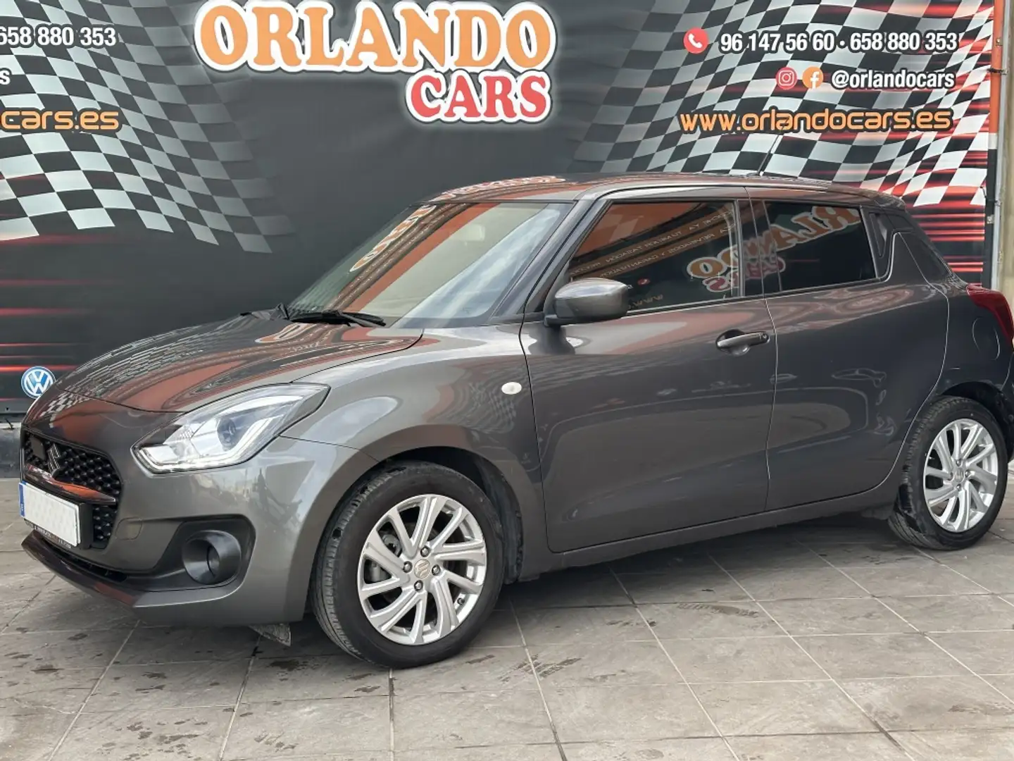 Suzuki Swift 1.2 Mild Hybrid GLE Gris - 2