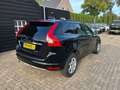 Volvo XC60 2.0 D4 FWD R-Design Black - thumbnail 2
