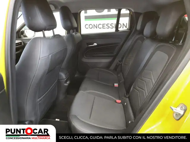 Jeep Avenger view 21
