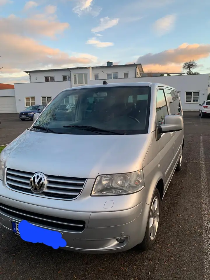 Volkswagen T5 California