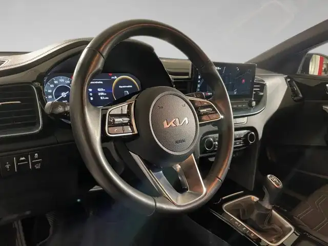 Kia Ceed view 8