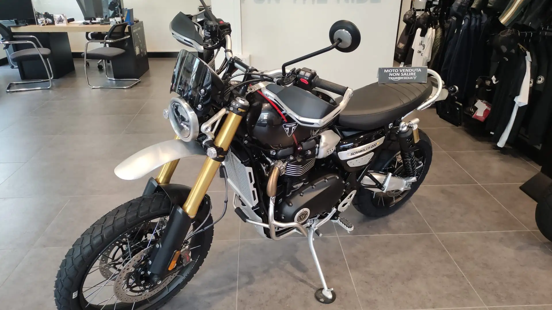Triumph Scrambler XE - 2