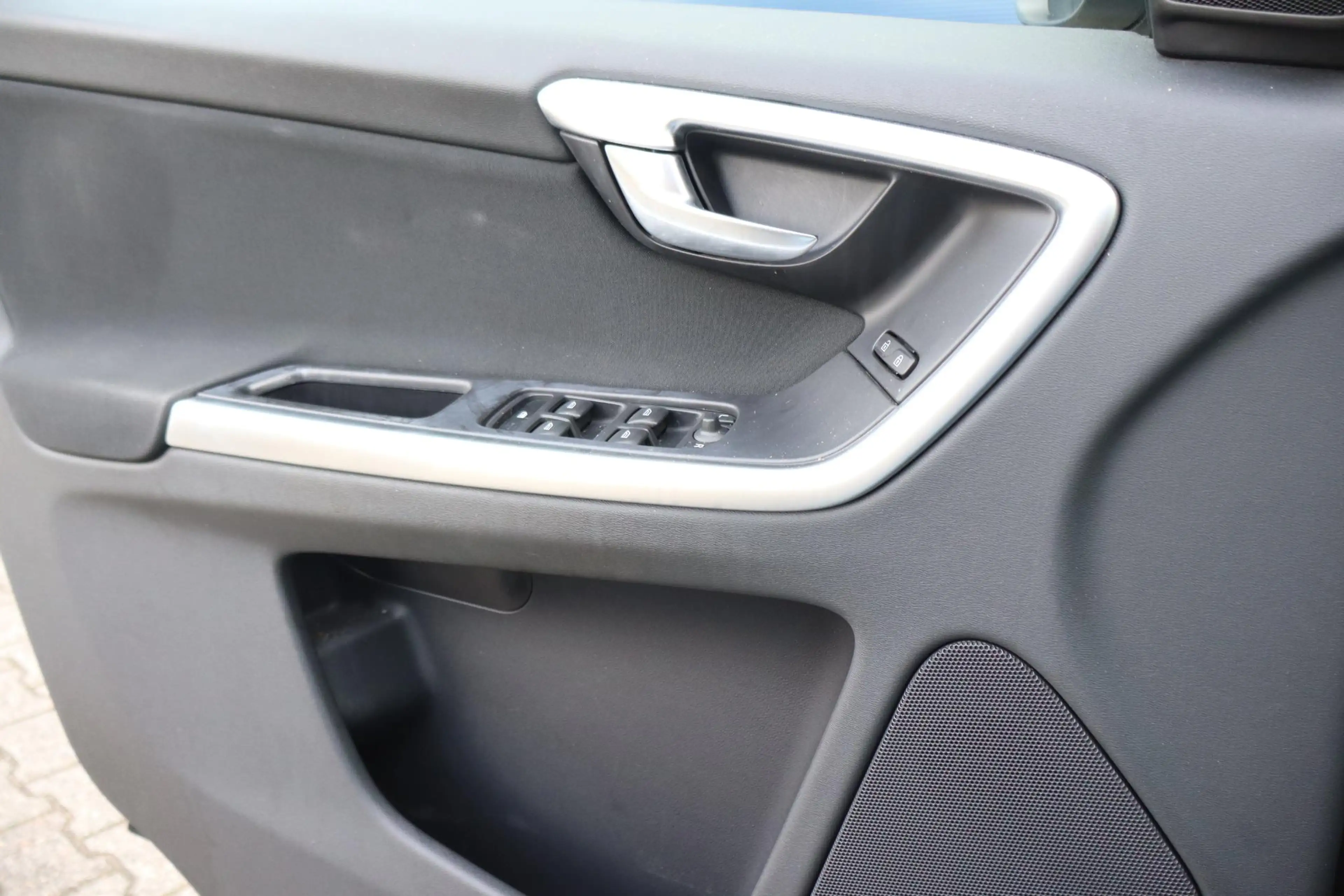 Volvo XC60 2.0T Kinetic | Automaat | Bluetooth | Cruise contr — photo 10