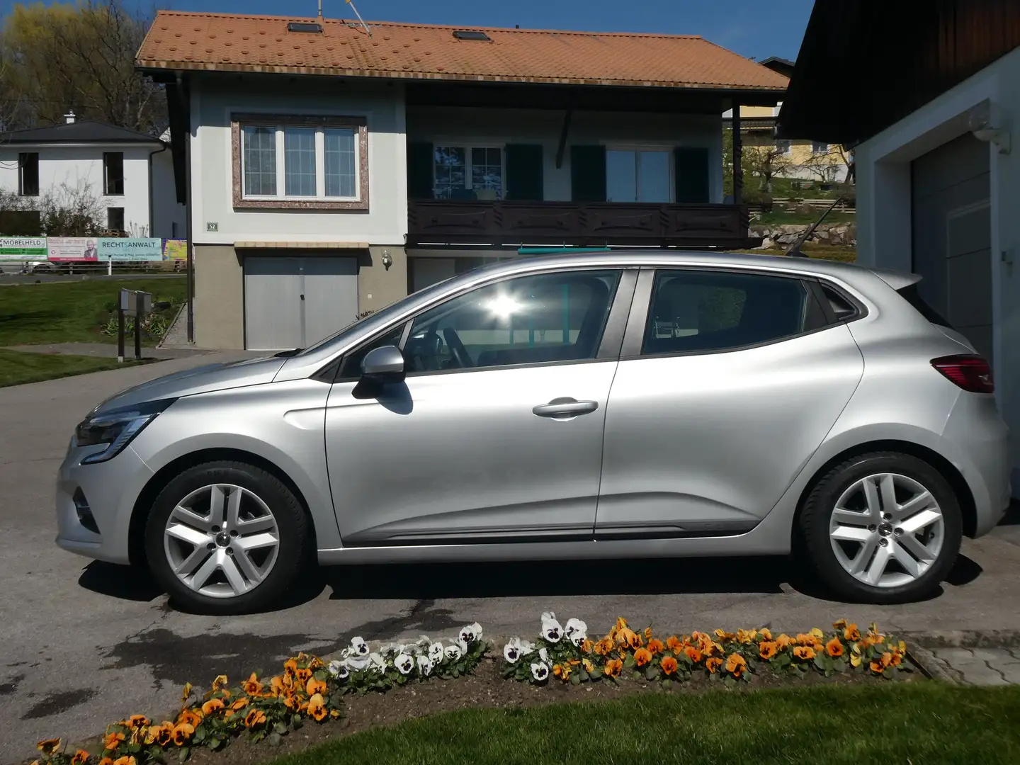 Renault Clio im 1A Zustand Grau - 2