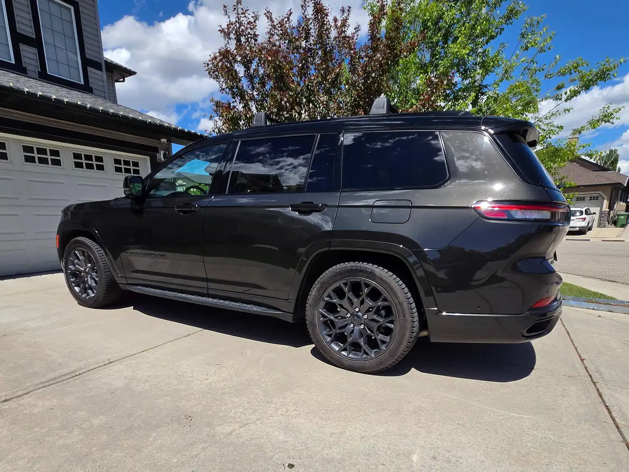 Jeep Grand Cherokee снимка Jeep Grand Cherokee