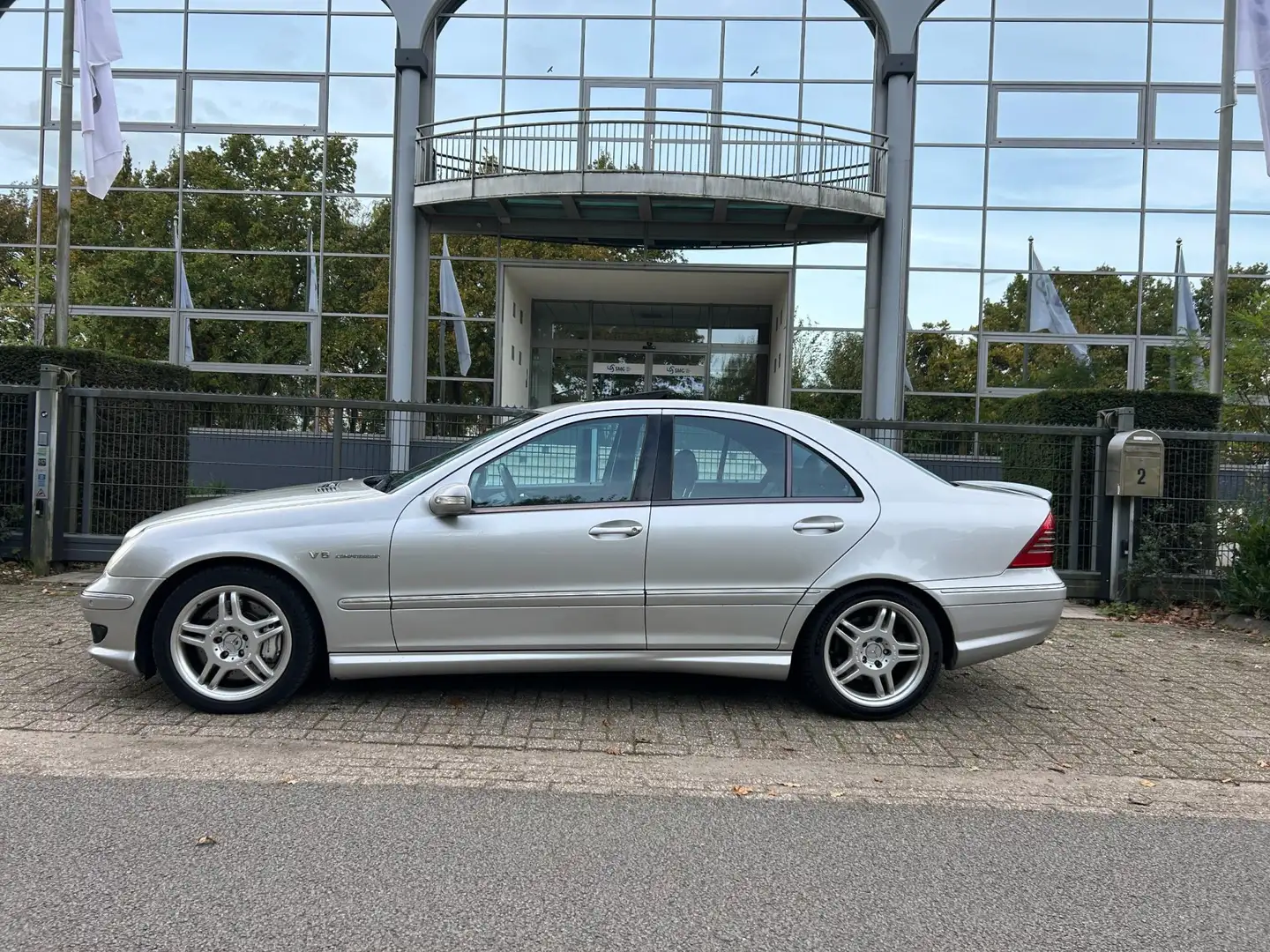 Mercedes-Benz C-klasse AMG 32 aut /schuifd/leer/navi/etc Gris - 2