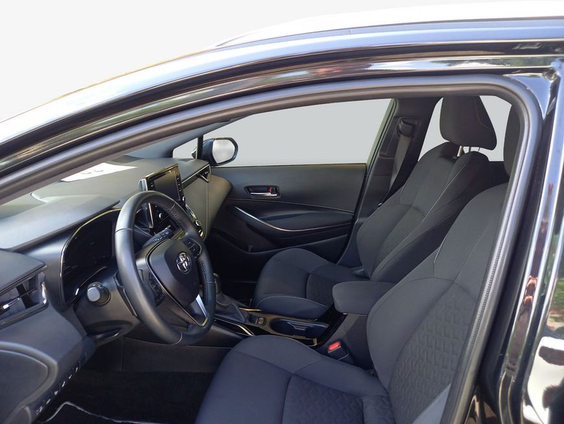 Toyota Corolla 2.0 Hybrid Touring Sports Team Deutschland — photo 5