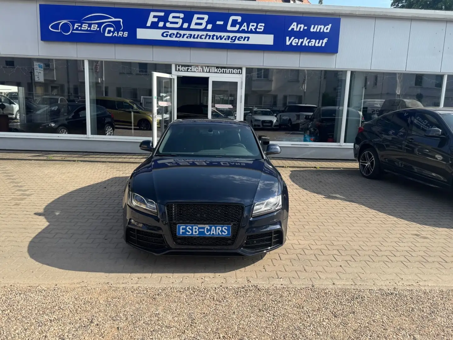 Audi A5 Coupe 2.7 TDI S-line Blau - 1