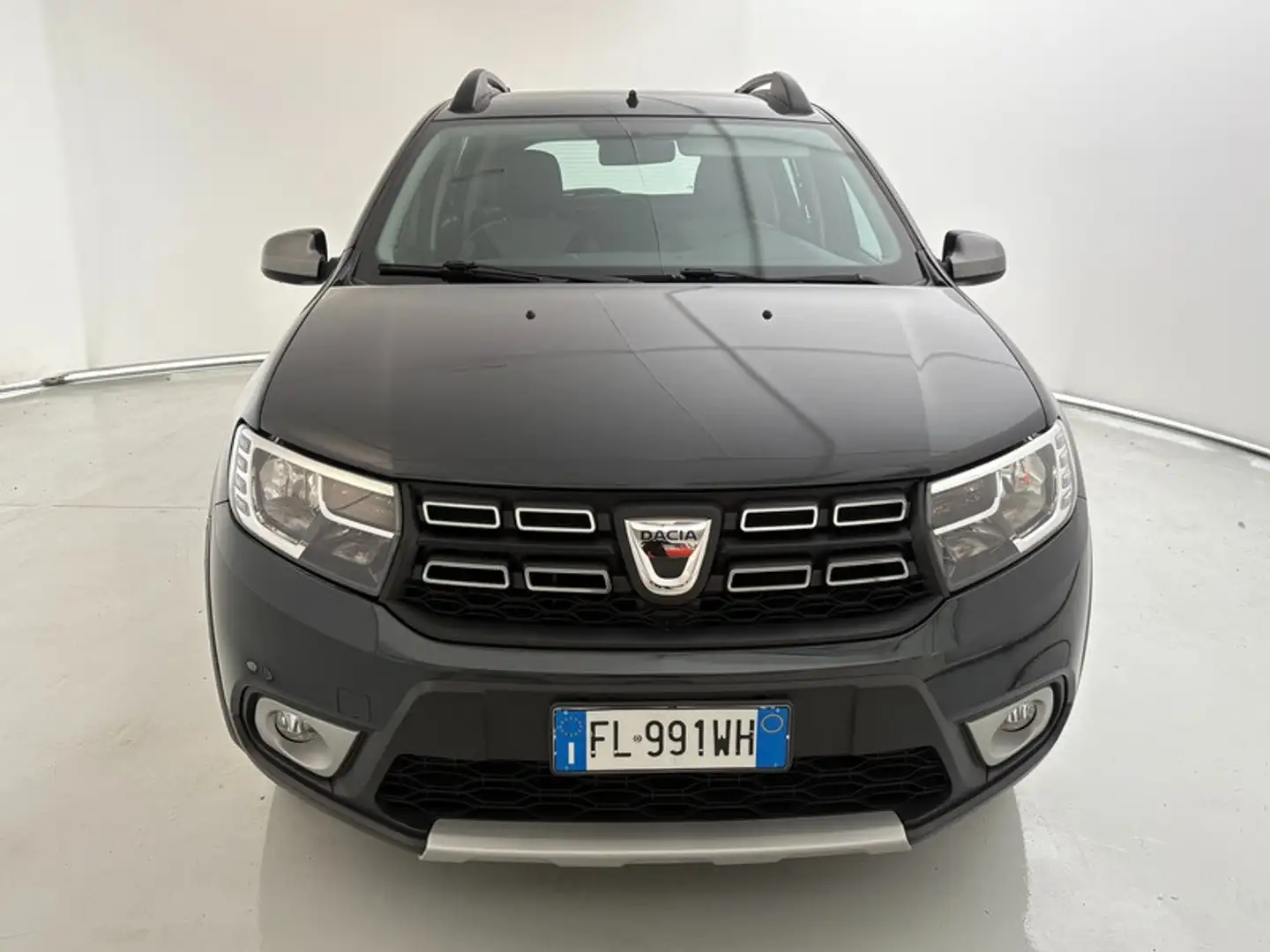 Dacia Sandero Stepway 0.9 TCe Brave Grigio - 2