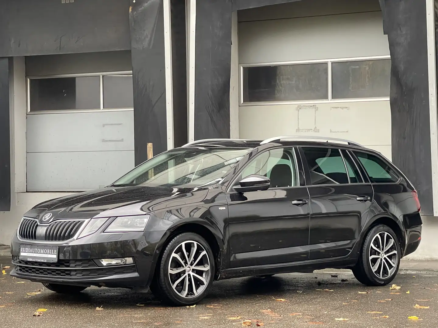 Skoda Octavia Soleil DSG LED Navi Canton ACC Abneh.AHK Negro - 2