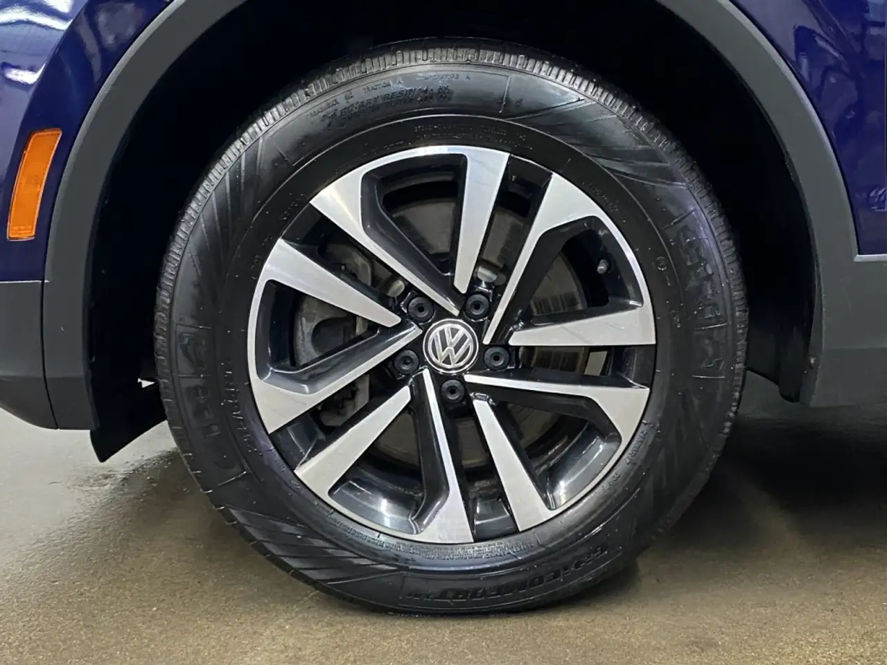 Volkswagen Tiguan снимка Volkswagen Tiguan